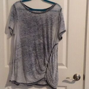Susina Blue and Gray Tie-Dye Top